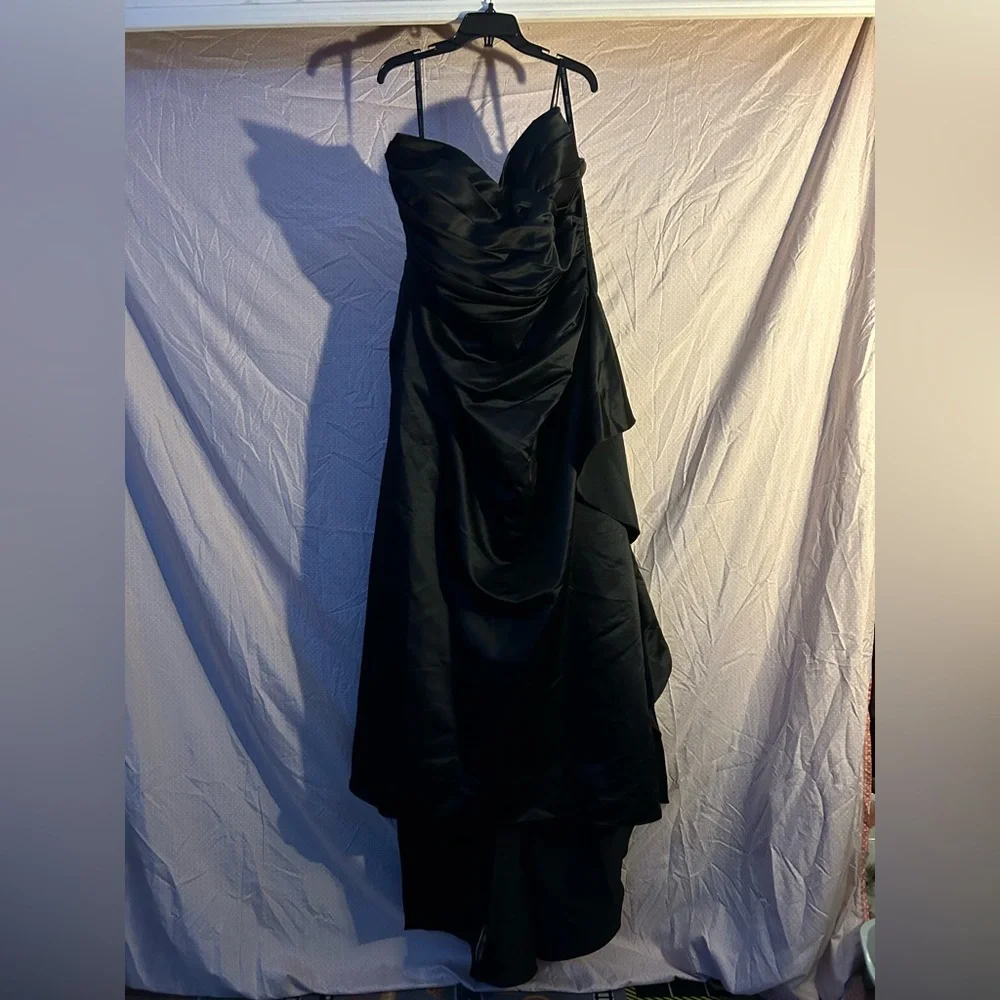 Bill Levkoff Strapless Black Gown - Picture 3 of 4